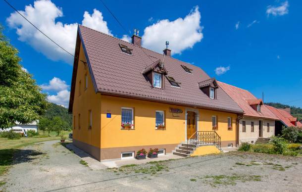 Vrata Apartment | 1 bedroom accommodation in Fuzine