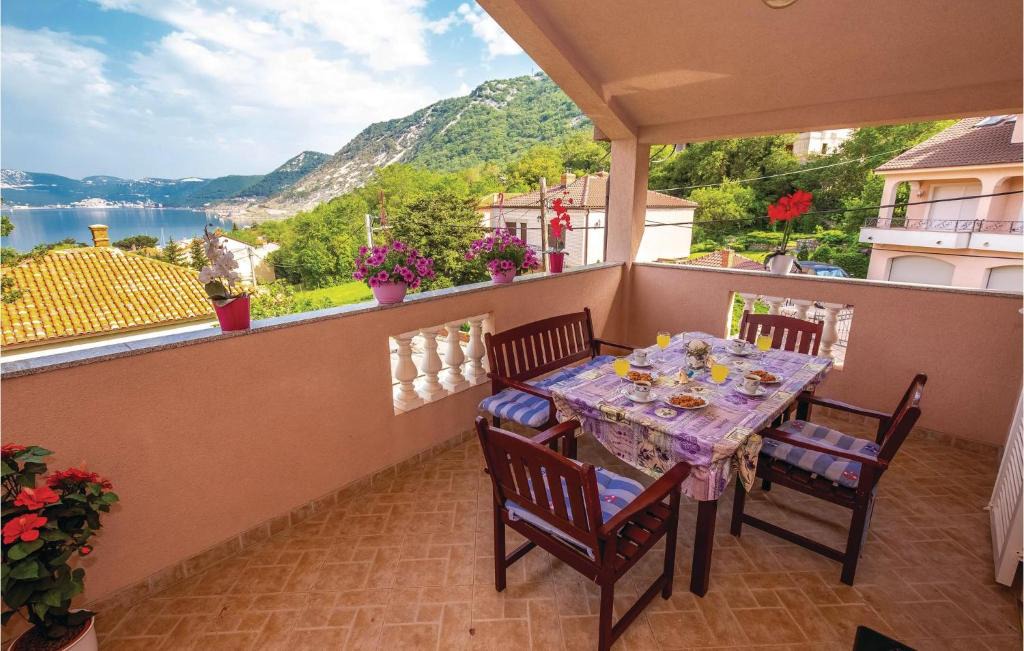 Bakarac Apartment | 1 Bedroom Cozy Apartment In Bakarac