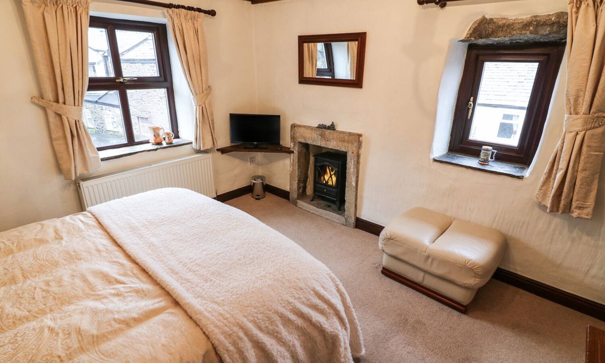 Clitheroe Cottage | 1 The Stables