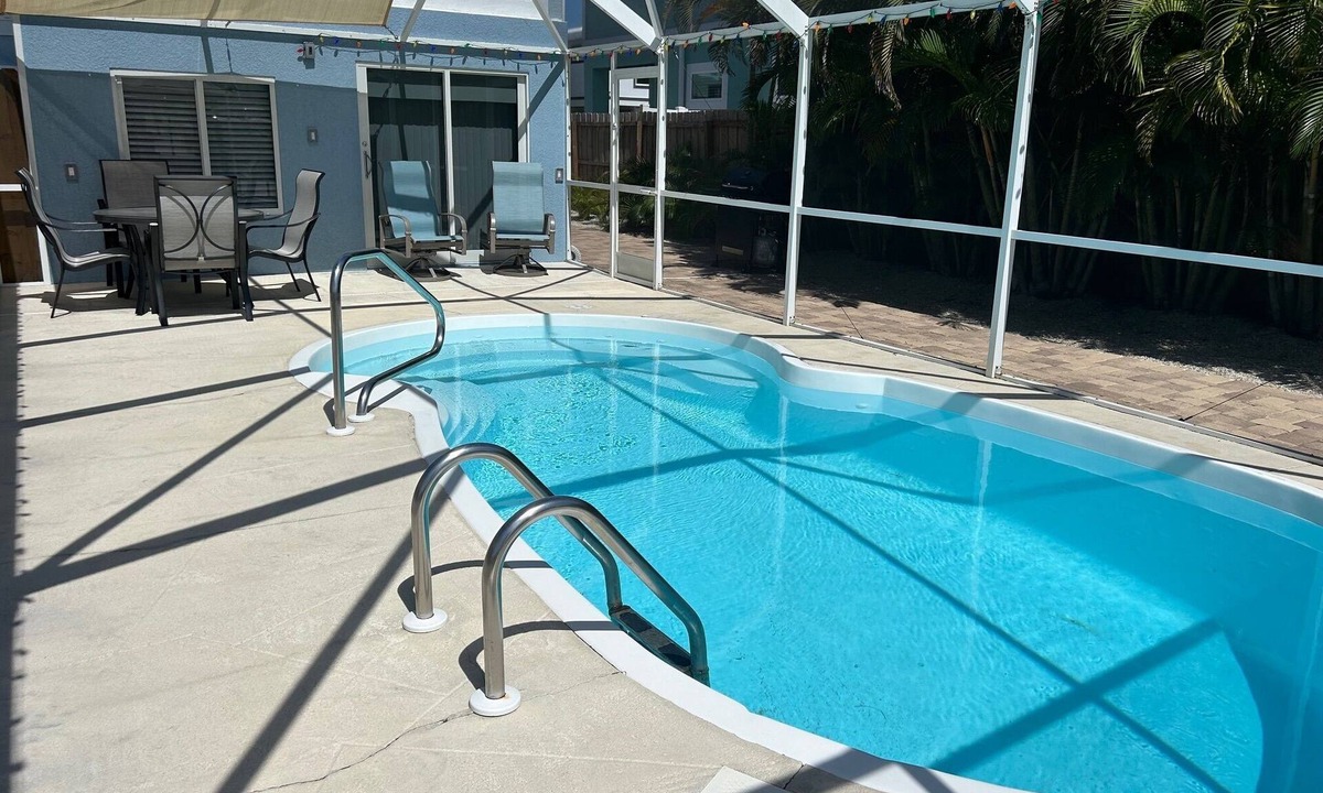 Fort Myers Beach House | 140 Primo Dr Waterfront House, Htd Pool, Dock, Walk To Times Square 2 Bed 2 Bath