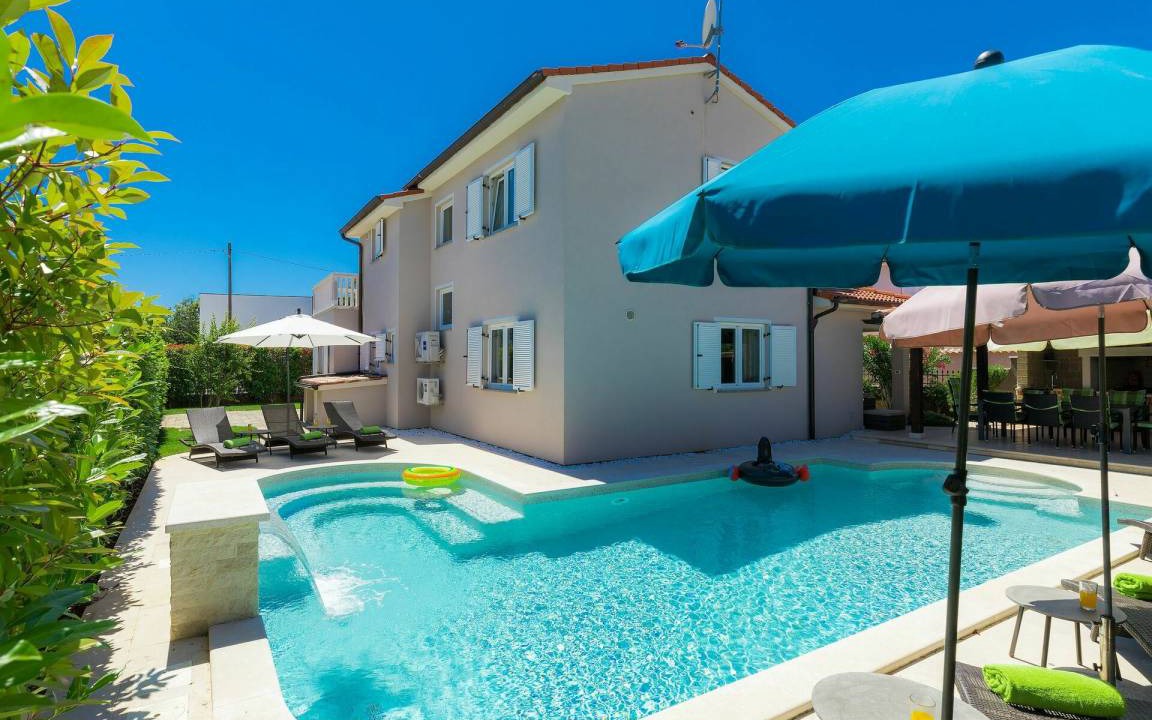 Loborika Other | 145 m² Accommodation ∙ 3 bedrooms ∙ 6 guests