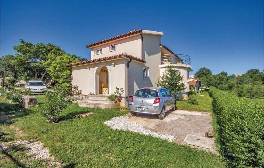 Kavran Apartment | 2 bedroom accommodation in Kavran