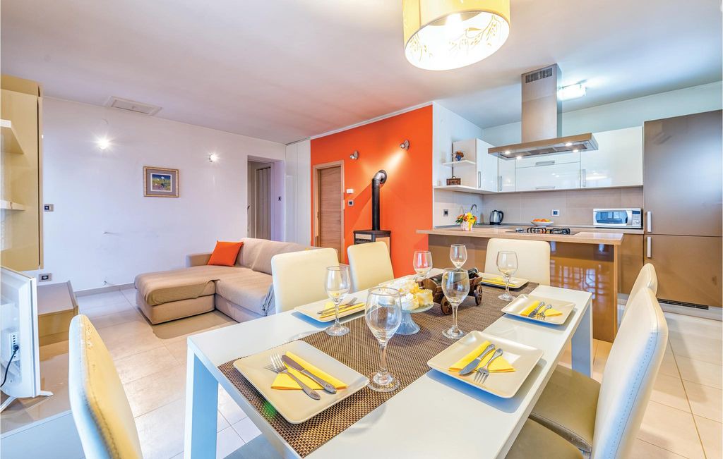 Orbanici Apartment | 2 bedroom accommodation in Orbanici