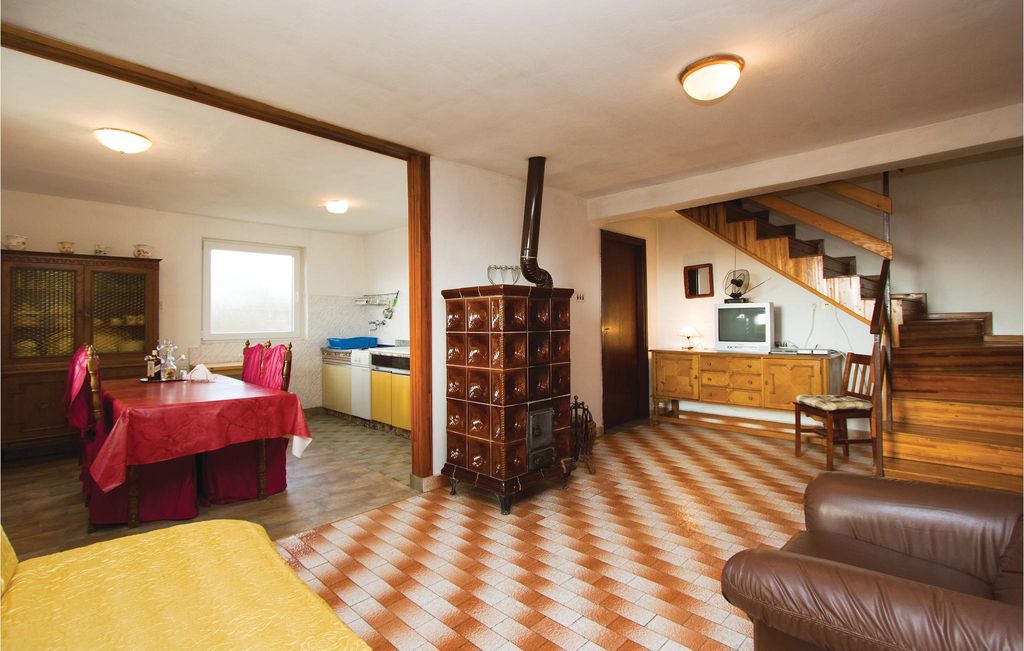 Filipana House | 2 bedroom accommodation in Marcana