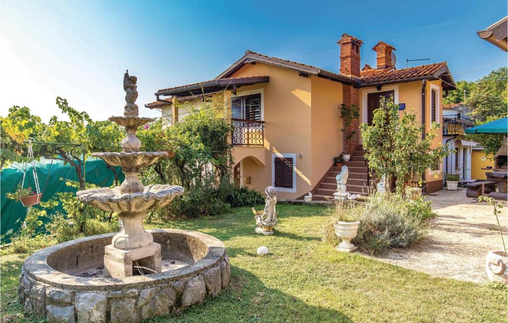 Opric Apartment | 2 Bedroom Amazing Apartment In Lovran