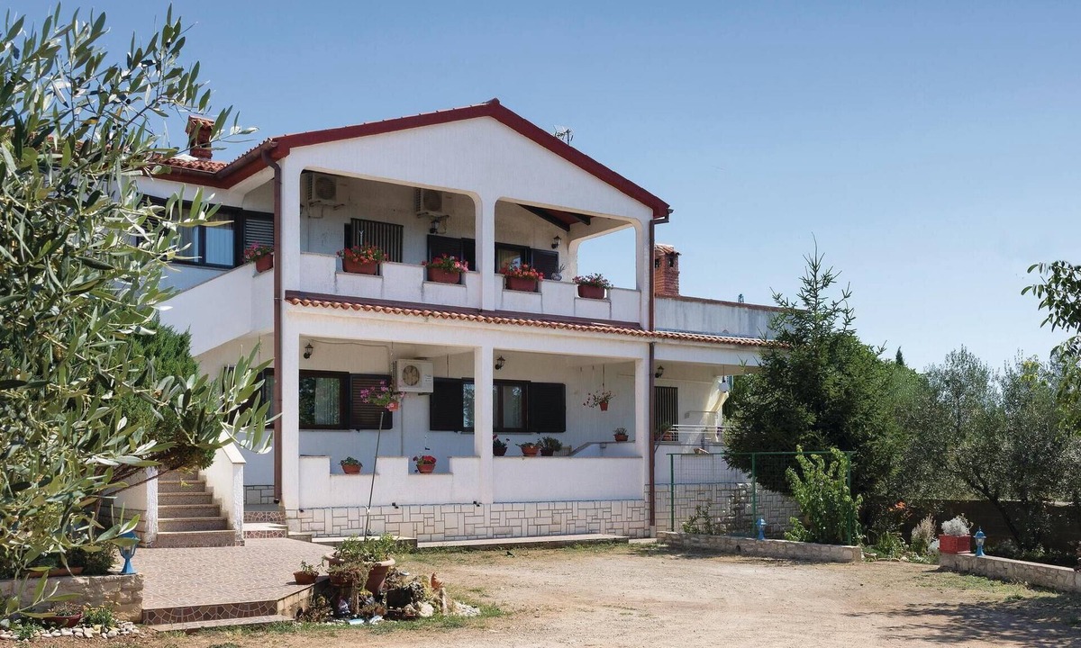 Peruski Apartment | 2 bedroom beautiful apartment in Peruski