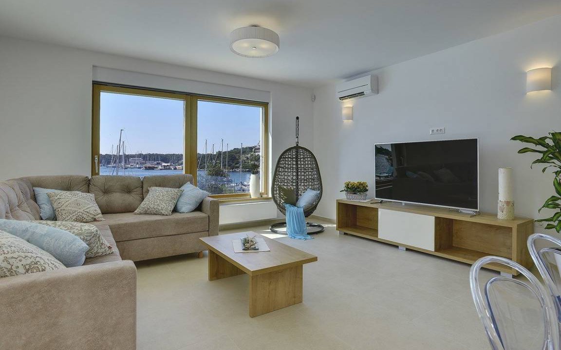 Pjescana Uvala House | 205 m² House ∙ 4 bedrooms ∙ 10 guests