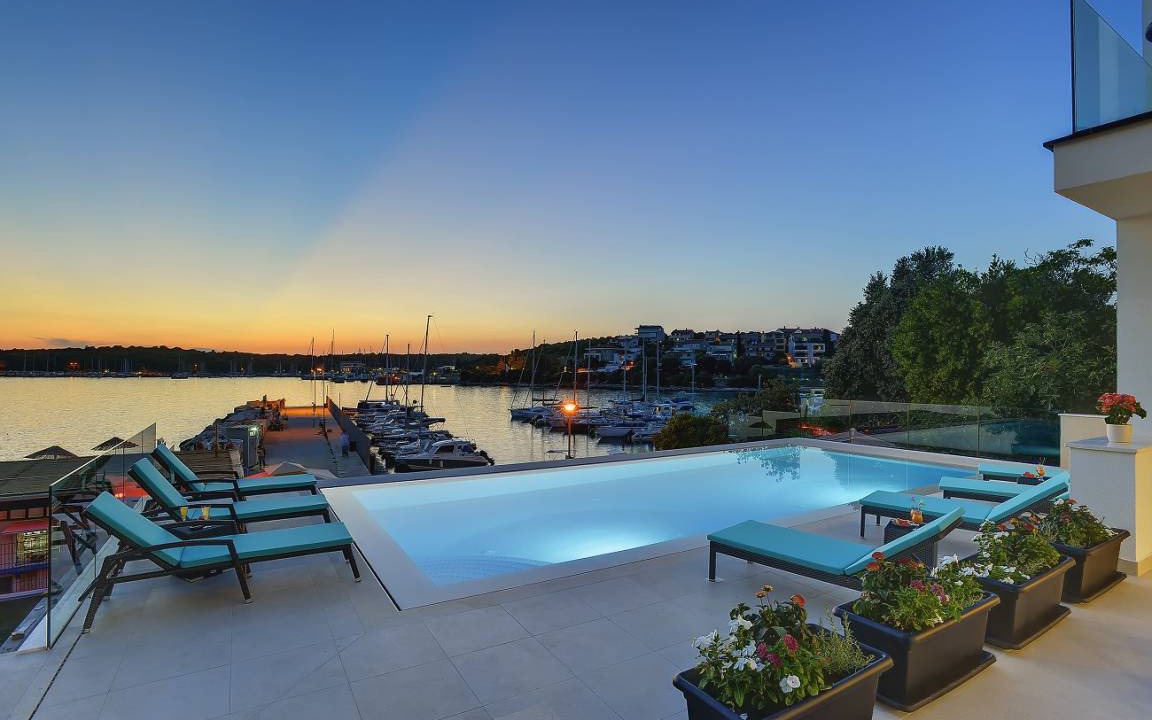 Pjescana Uvala House | 205 m² House ∙ 4 bedrooms ∙ 10 guests