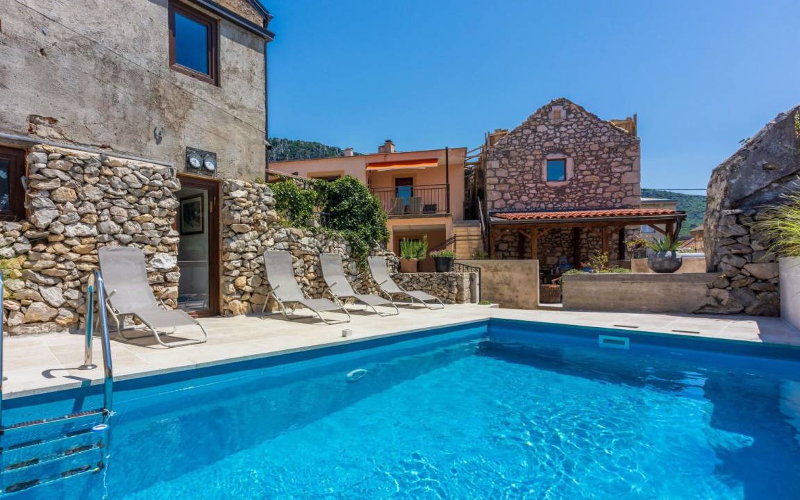 Bribir Villa | 250 m² Villa ∙ 5 bedrooms ∙ 14 guests