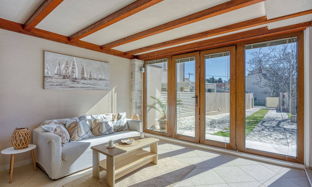 Vinkuran House | 2BR Apt Jakara 4 - Terrace & BBQ, Vinkuran, Croatia