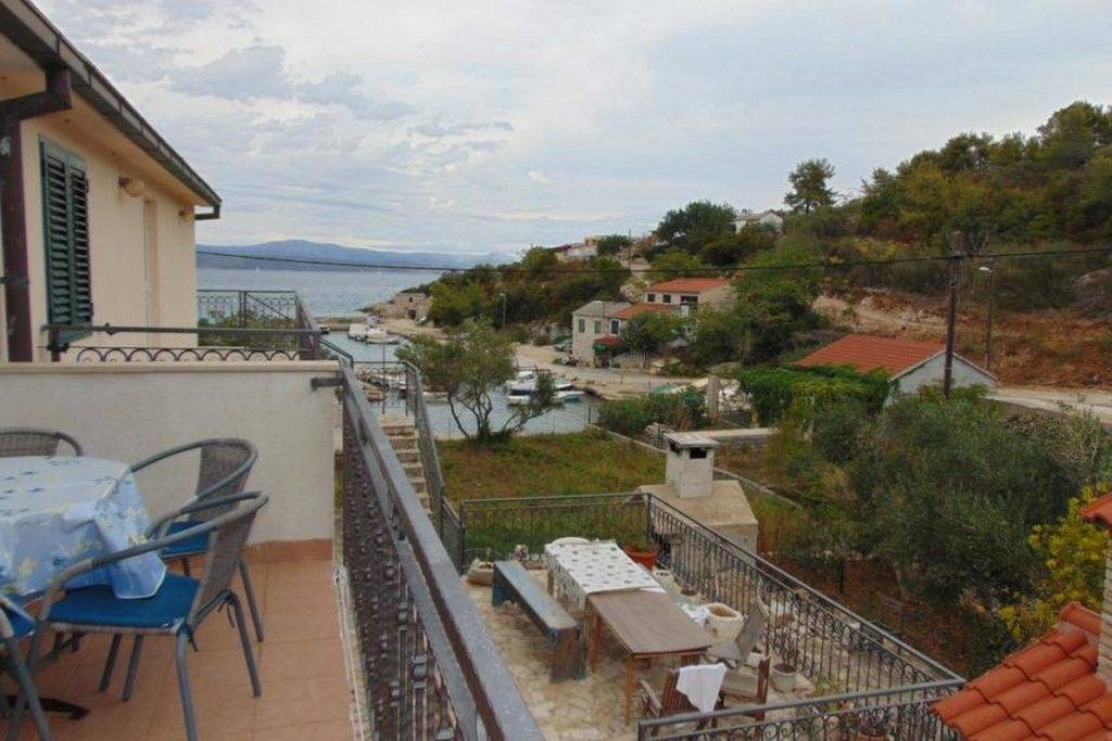 Cove Donja Krusica (Donje selo) Apartment | 35 m² Apartment ∙ 2 bedrooms ∙ 4 guests