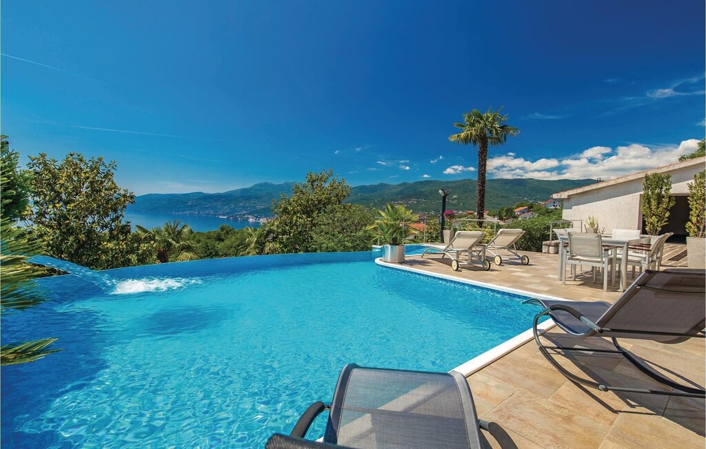 Cikovici House | 6 bedroom accommodation in Rijeka