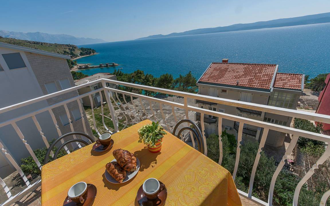 Lokva Rogoznica Apartment | 60 m² Apartment ∙ 2 bedrooms ∙ 5 guests