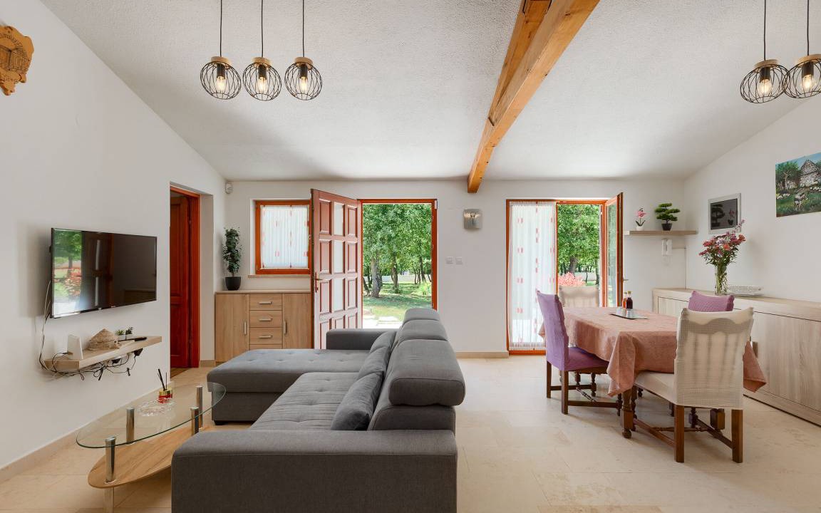 Divsici House | 66 m² House ∙ 1 bedroom ∙ 4 guests