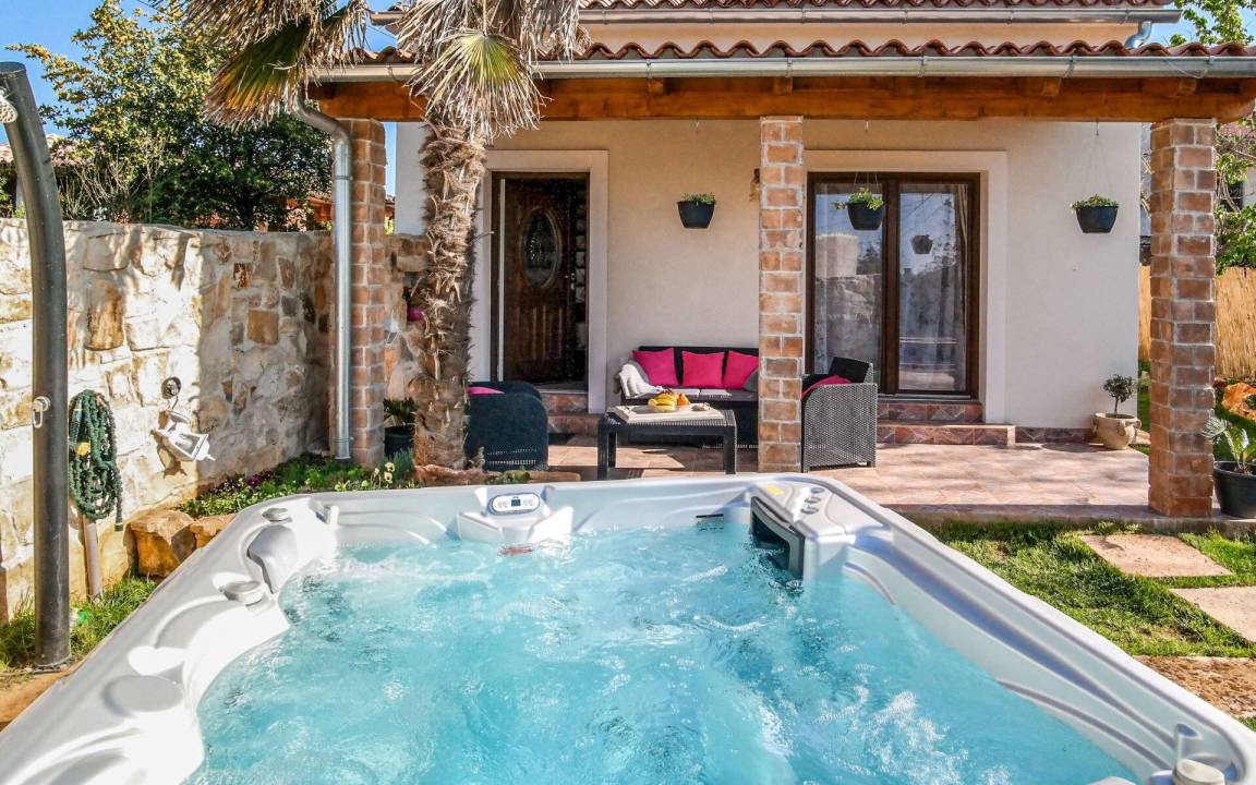 Loborika Other | 70 m² Accommodation ∙ 2 bedrooms ∙ 5 guests