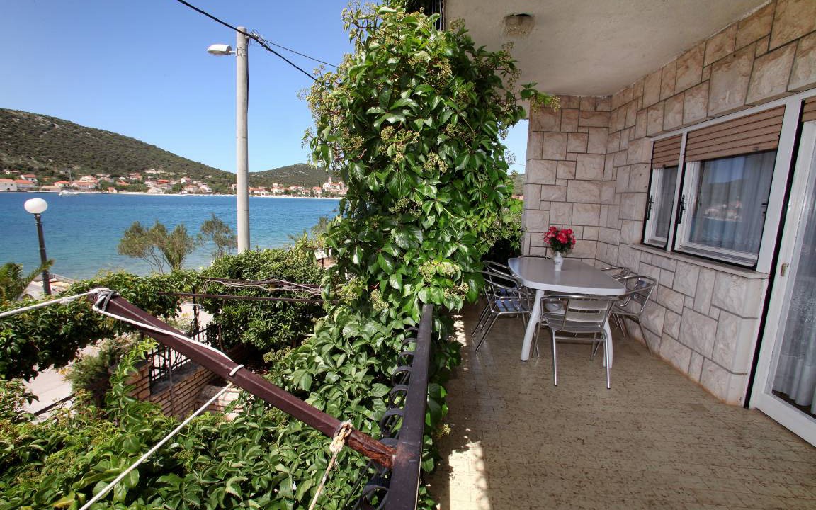 Vinisce Apartment | 84 m² Apartment ∙ 3 bedrooms ∙ 6 guests