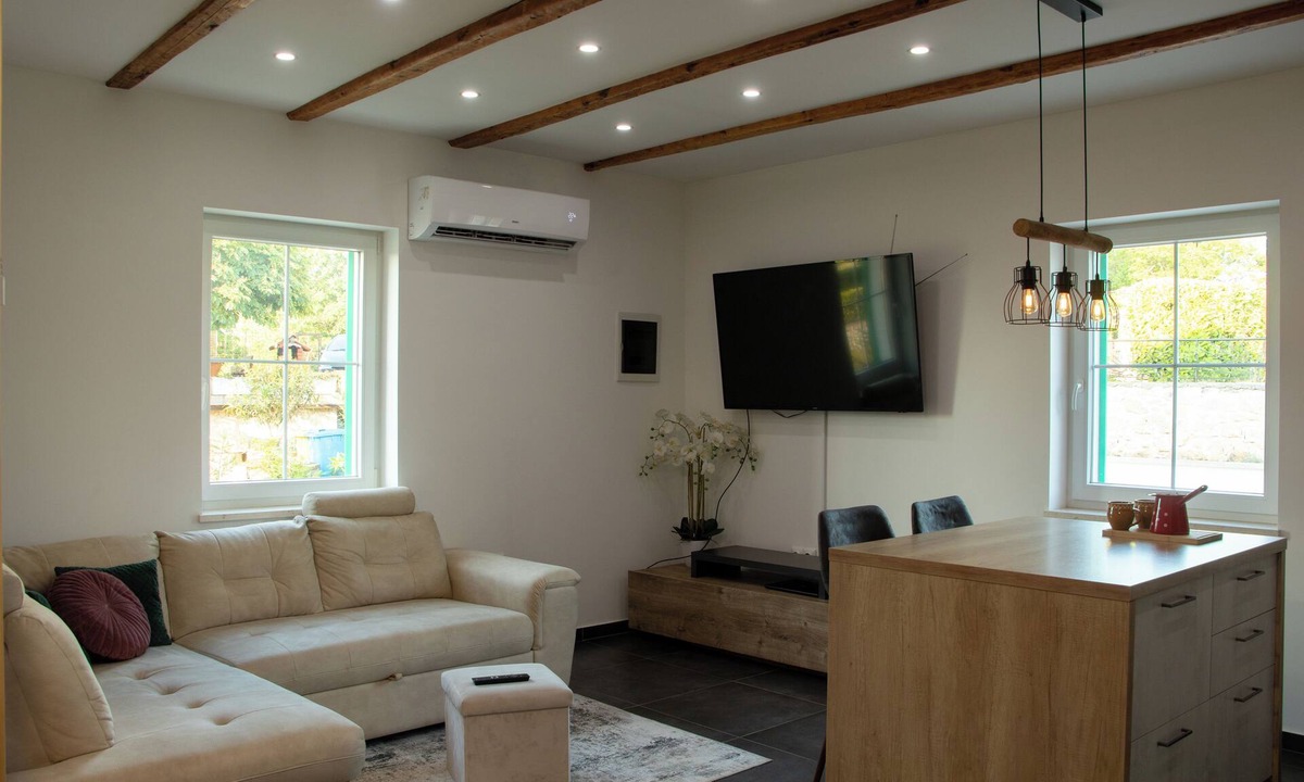 Puntera House | A unique house on a great location in a quiet village close to the seaside.