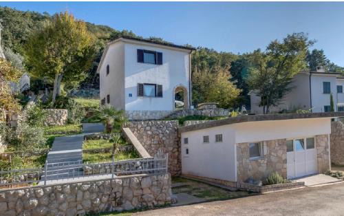 Grabri House | Adrialana