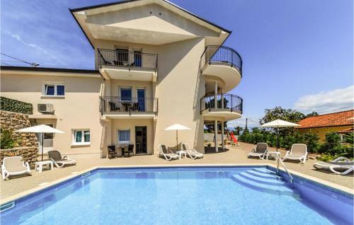 Ika Apartment | Amazing Apartment In Ika With Swimming Pool