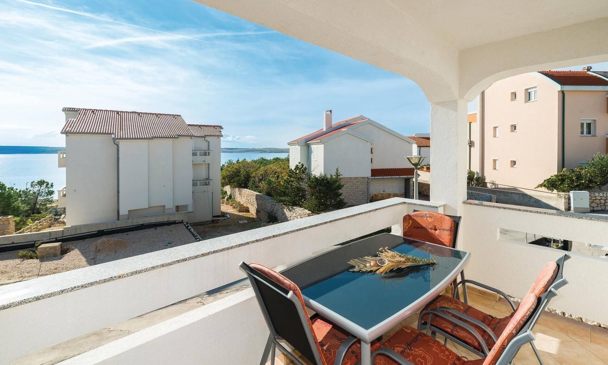 Vidalici Apartment | Amazing apartment in Vidalici with WiFi