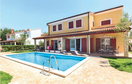 Banjole Apartment | Amazing Apartment In Volme With Wifi