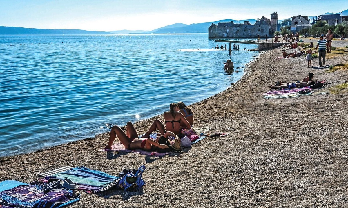 Kastel Sucurac House | Amazing Home in Kastel Gomilica With Wifi and 2 Bedrooms