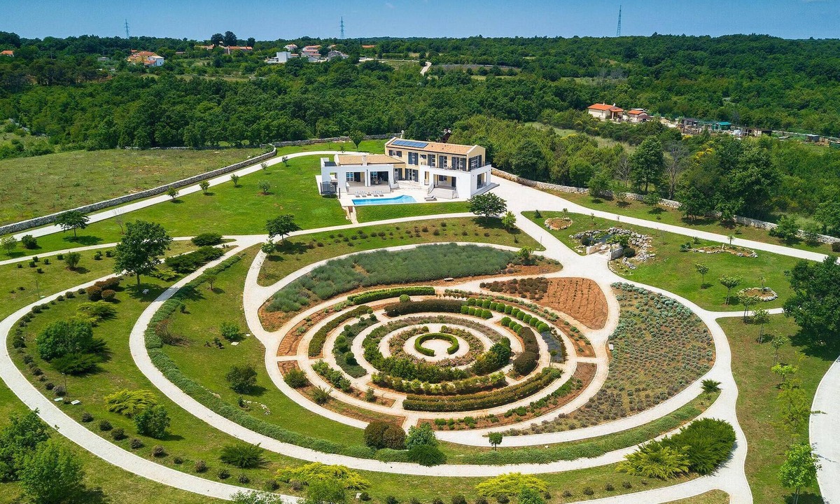 Divsici House | Amazing home in Marcana