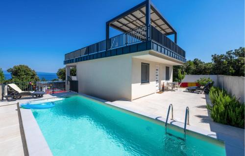 Peruski House | Amazing Home In Peruski