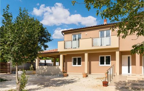 Vinkuran House | Amazing Home In Pula With Wifi