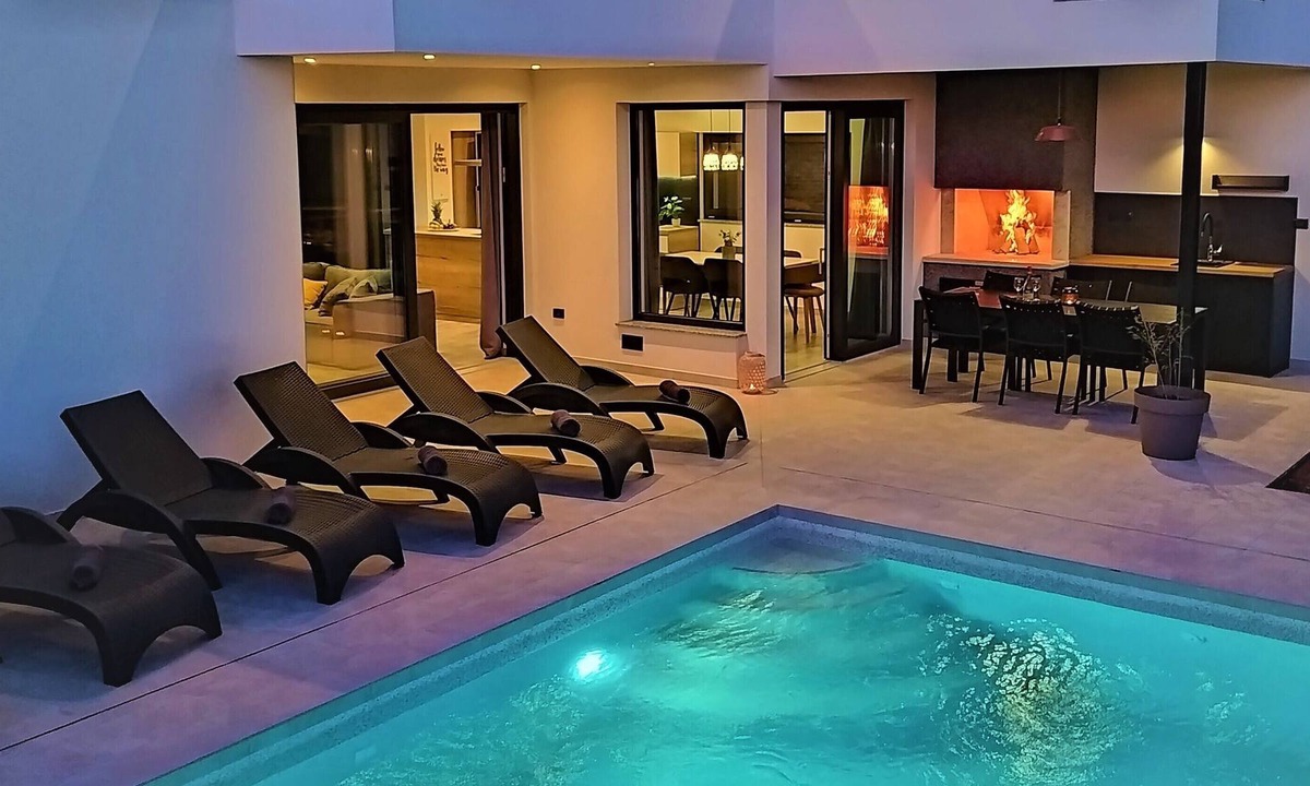 Loborika Villa | Amazing Villa ELAION with private pool