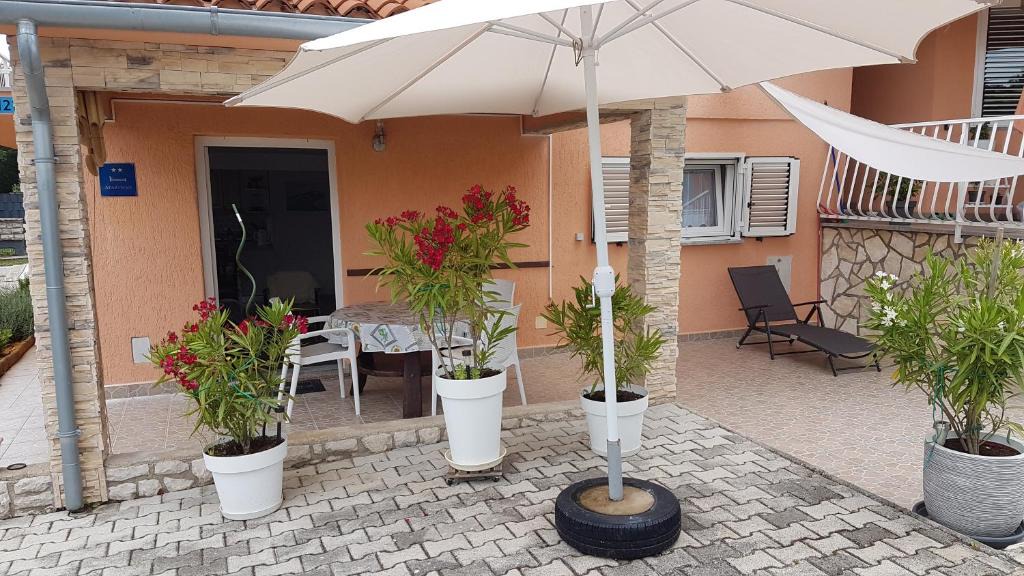 Kapelica Apartment | Apartment Branka
