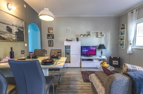 Marina Apartment | Apartment Gloria2