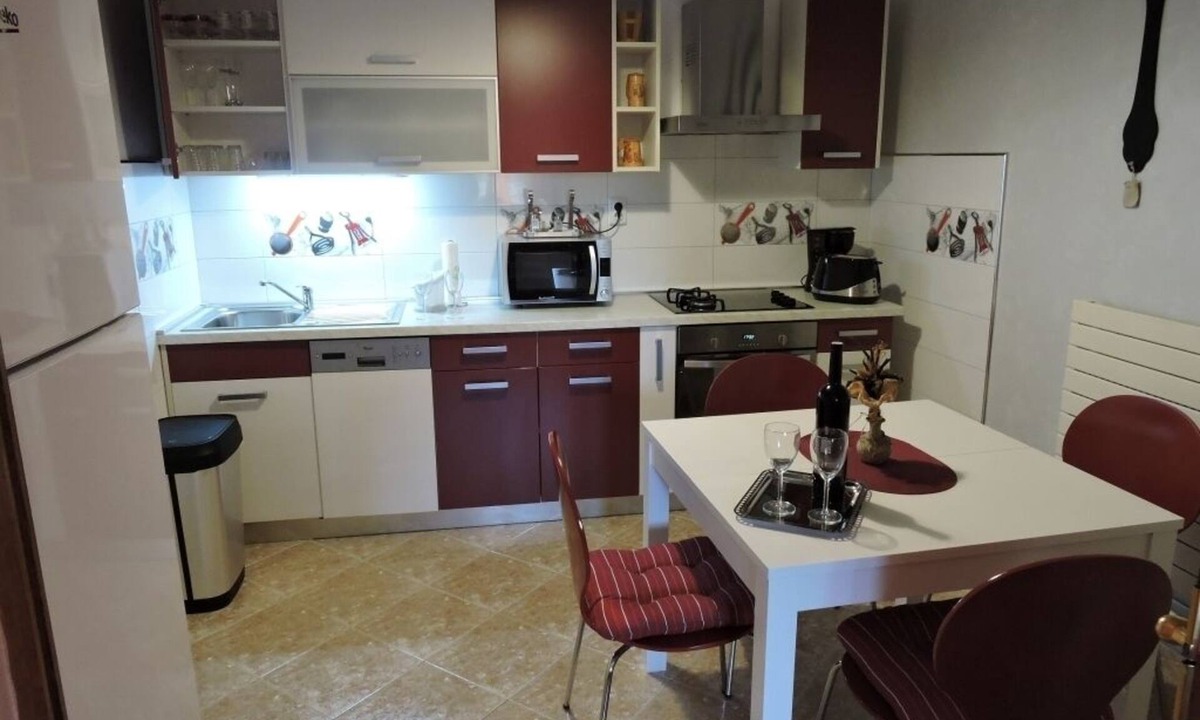 Biograd na Moru Apartment | Apartment in Biograd na Moru with Terrace, Air condition, WIFI, Dishwasher (4269-1)