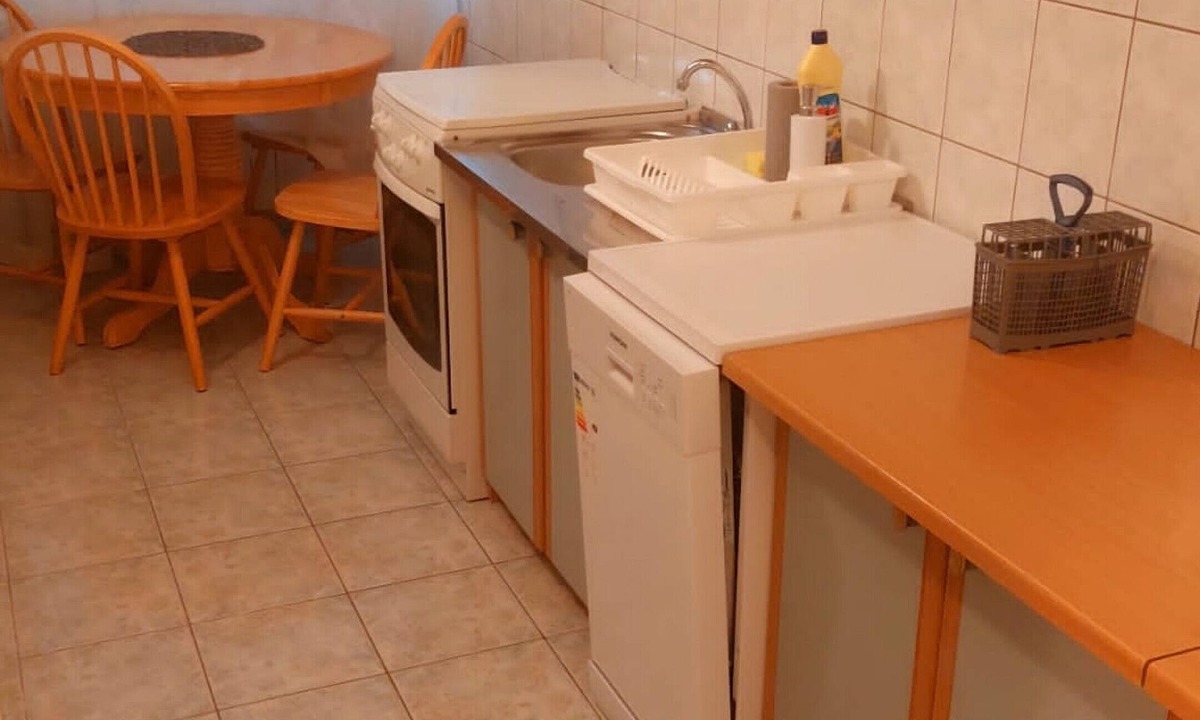 Omis Apartment | Apartment in Duće with Loggia, Air condition, WIFI, Dishwasher (122-5)
