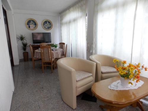 Bogovici Apartment | Apartment in Malinska with Seaview, Terrace, WIFI, Washing machine (4690-1)