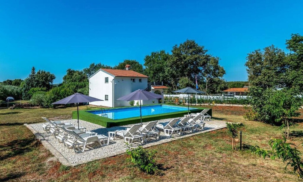 Pomer Apartment | Apartment in Medulin with Terrace, Air condition, WIFI, Washing machine (5158-2)