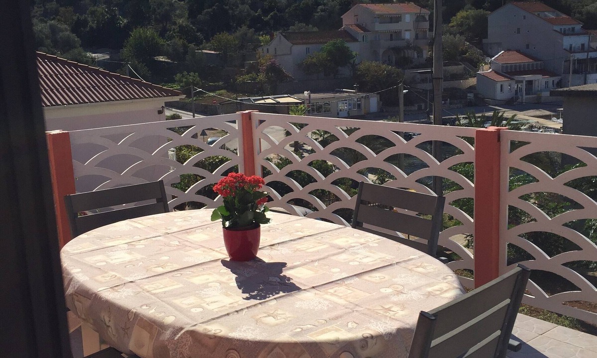 Lun Apartment | Apartment Luna (83621-A1) - Lun - island Pag
