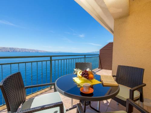 Vratarusa Apartment | Apartment Marina-6 by Interhome