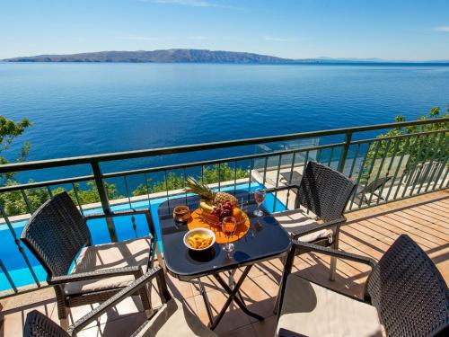 Vratarusa Apartment | Apartment Marina-8 by Interhome