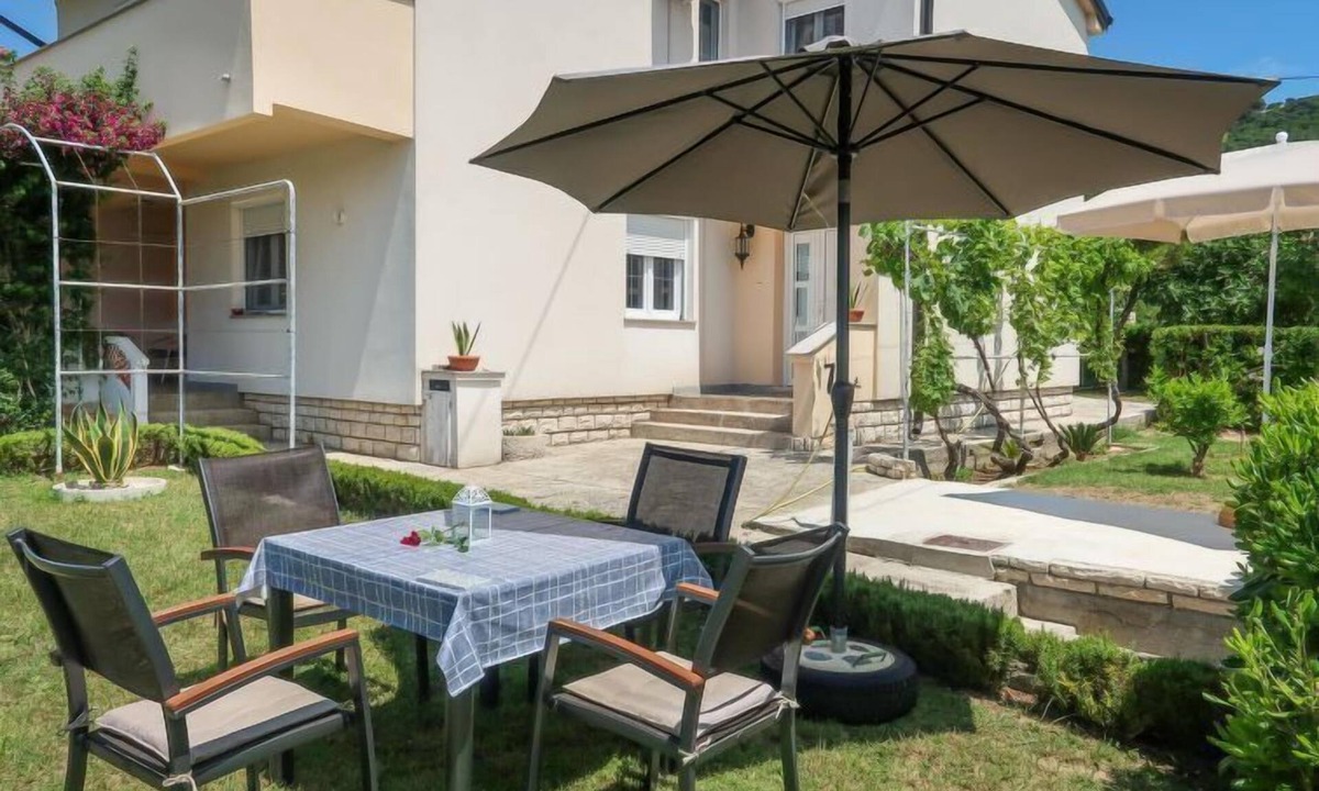 Rab Apartment | Apartment Mira by Interhome