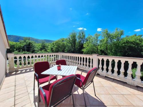 Tribalj Apartment | Apartment Nenad