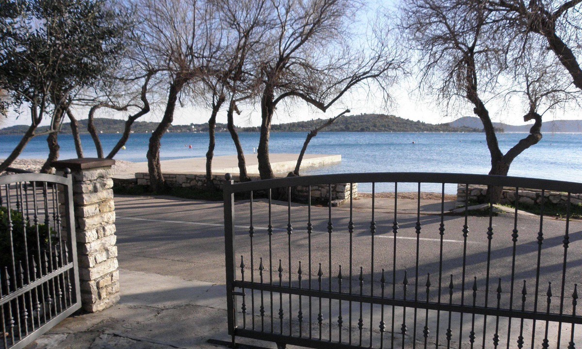 Vodice Apartment | Apartment Zdenka - 10 m from the beach : SA5(2) - Vodice, Riviera Sibenik, Croatia