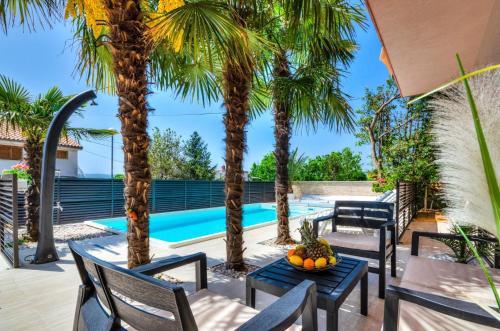 Crikvenica Apartment | Apartments Abros