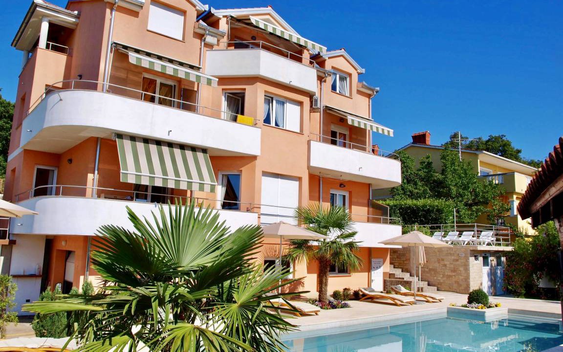 Opric Apartment | Apartments Ana Apartment with balcony
