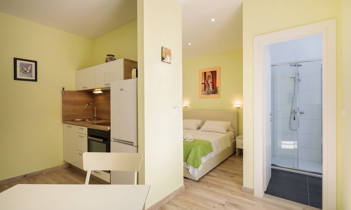 Omis Apartment | Apartments and Room Alen (39481-A1) - Duce