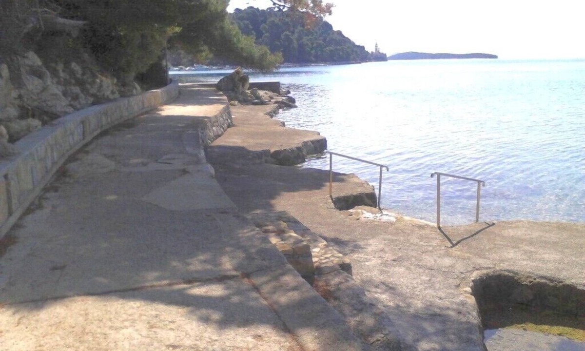Palit Apartment | Apartments and rooms Josipa, (13905), Palit, hr
