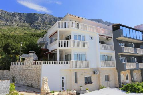 Lokva Rogoznica Apartment | Apartments by the sea Lokva Rogoznica, Omis - 13226