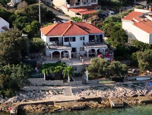 Maslinica Apartment | Apartments by the sea Maslinica, Solta - 774