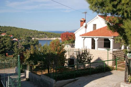 Splitska Apartment | Apartments by the sea Splitska, Brac - 2923