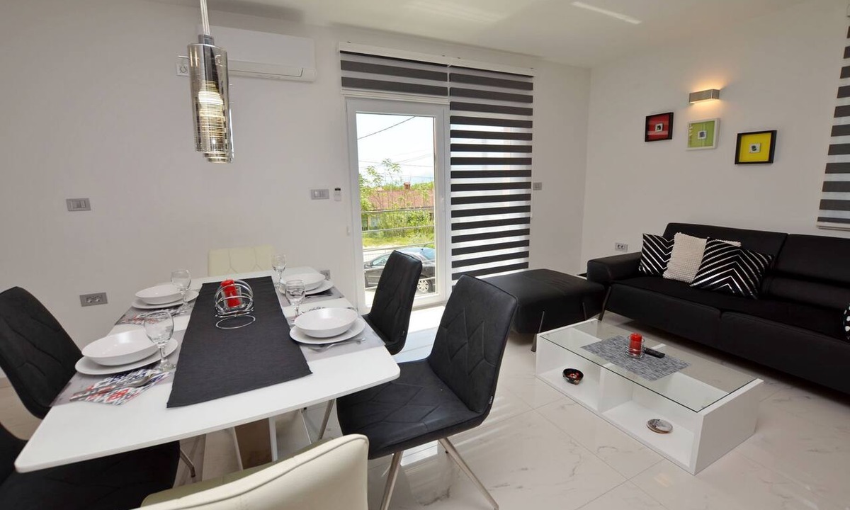 Jusici Apartment | Apartments Golden hour (67651-A2) - Jurdani